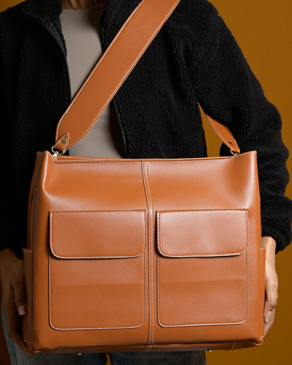Caro Zipper Tote Bag - Tan