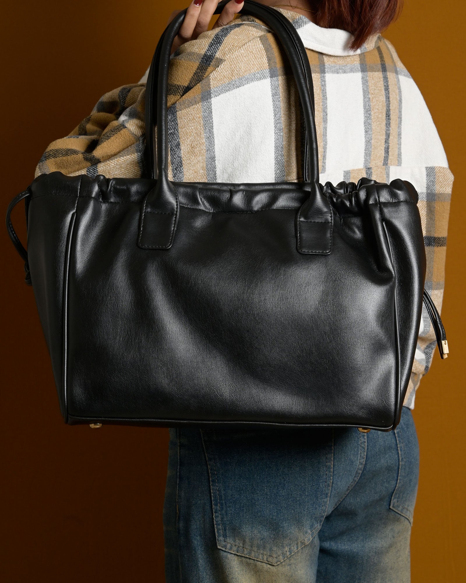 Coco Drawstring Tote Bag - Black