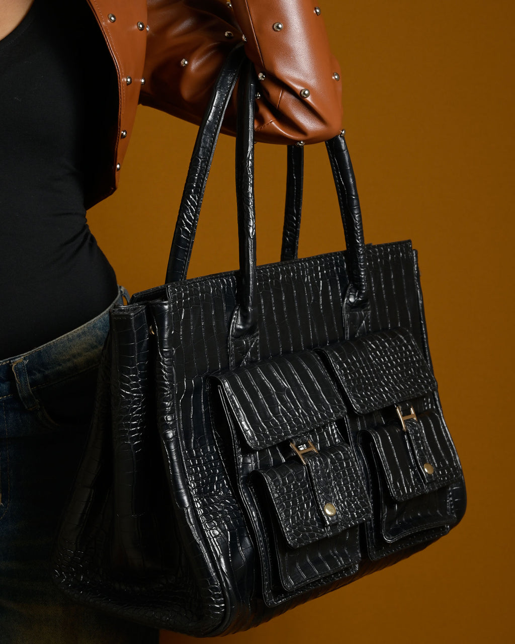 Crimson Structure Bag - Black